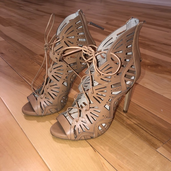 Strappy sandals - Picture 1 of 4